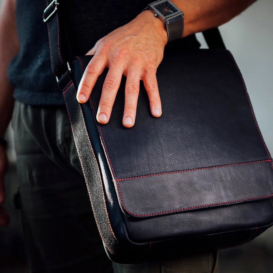 AUSTIN Messenger Bag – Chocolate Brown/Tan