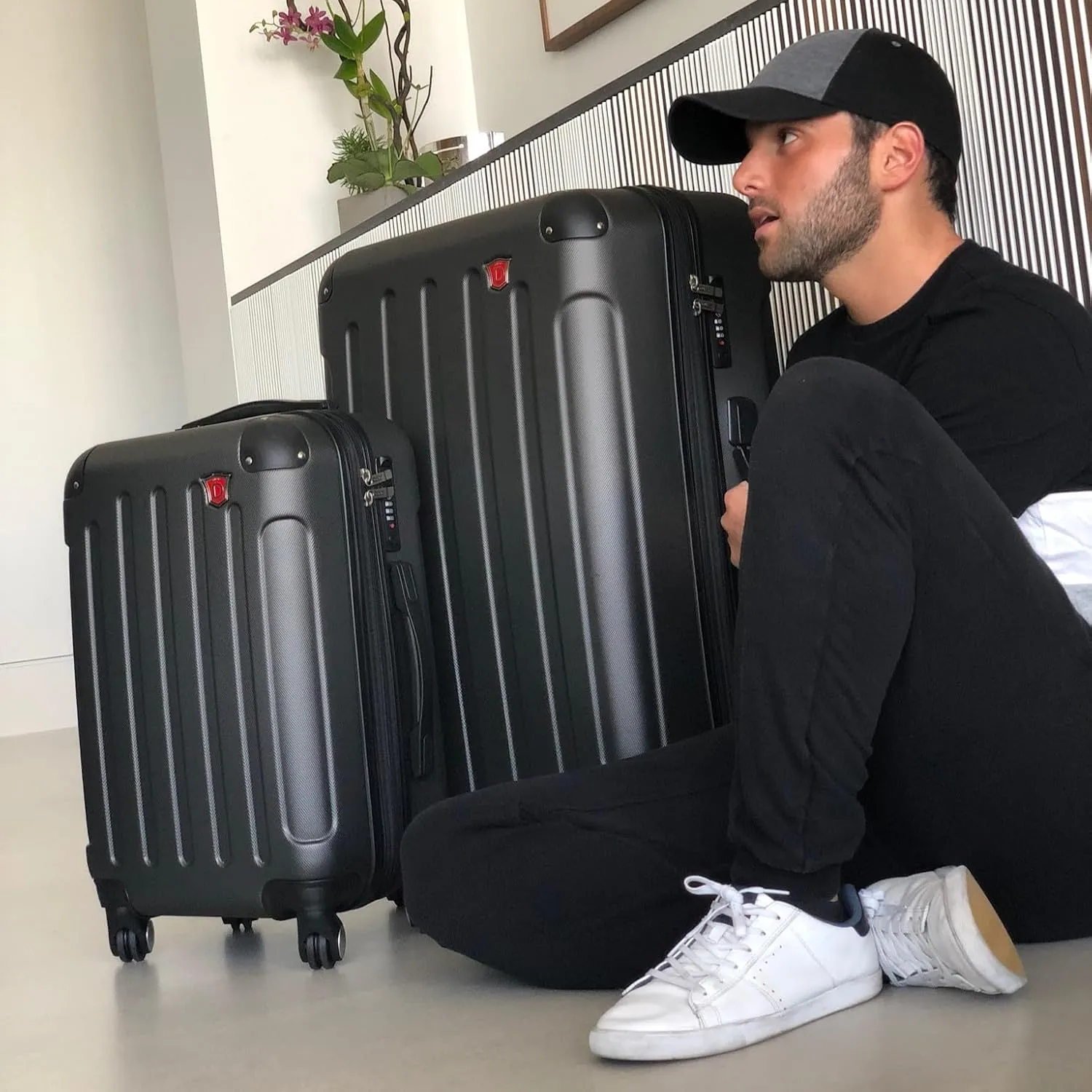 DUKAP INTELY Hardside Luggage Set with Spinner Wheel | Spacious Traveling Suitcase, Travel Suitcases with TSA Lock and Ergonomic GEL Handle | 2 Piece Set (20"/32") | Grey