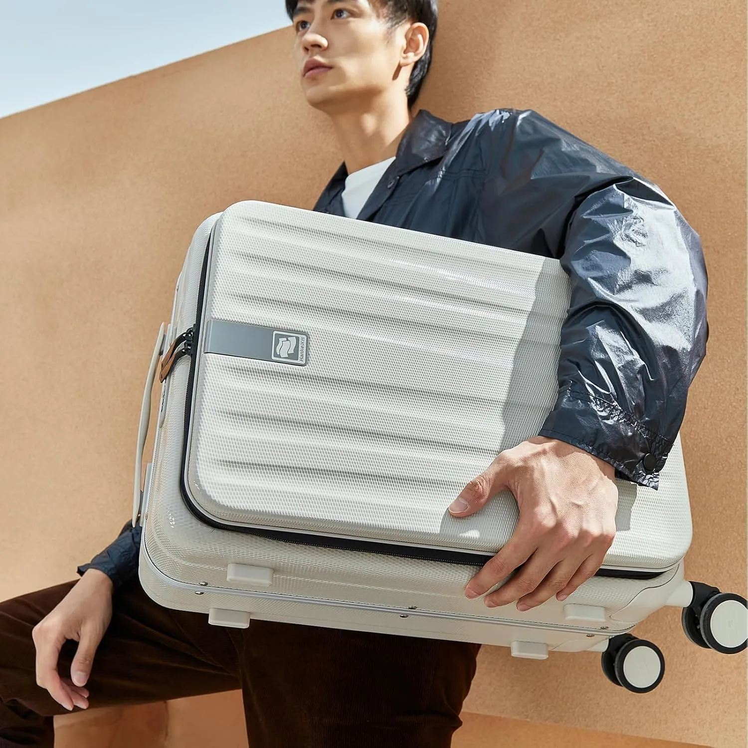 Hanke 20 Inch Carry On Luggage with Wheels PC Hard Shell Suitcase Top Opening Aluminum Frame Travel Luggage Suitcases for Woman Men Gifts.(Ivory White)