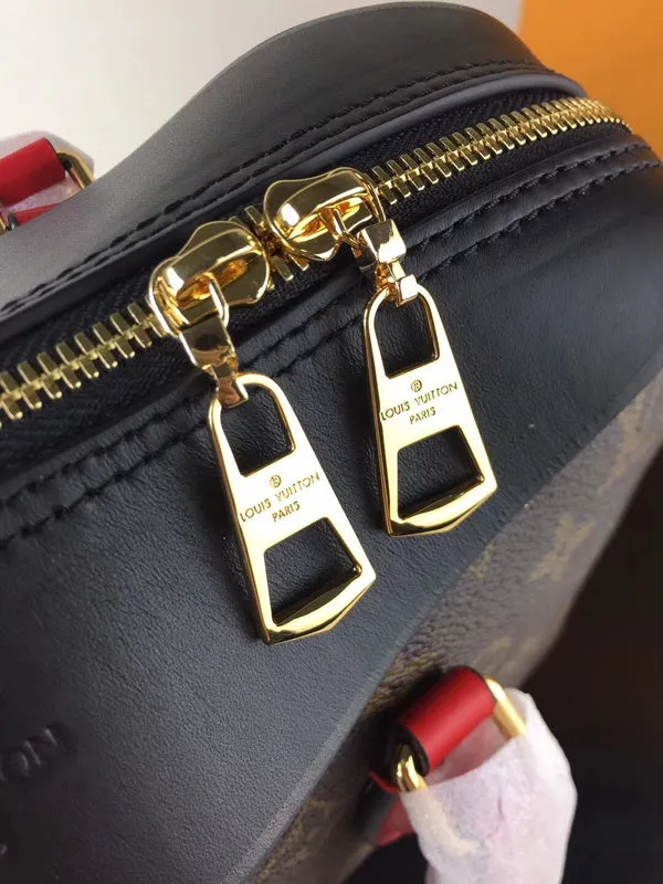 LOV2 Bags - Fashion Bags  2076