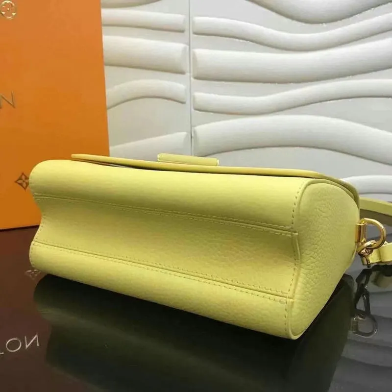 LOV2 Bags - Fashion Bags  2481