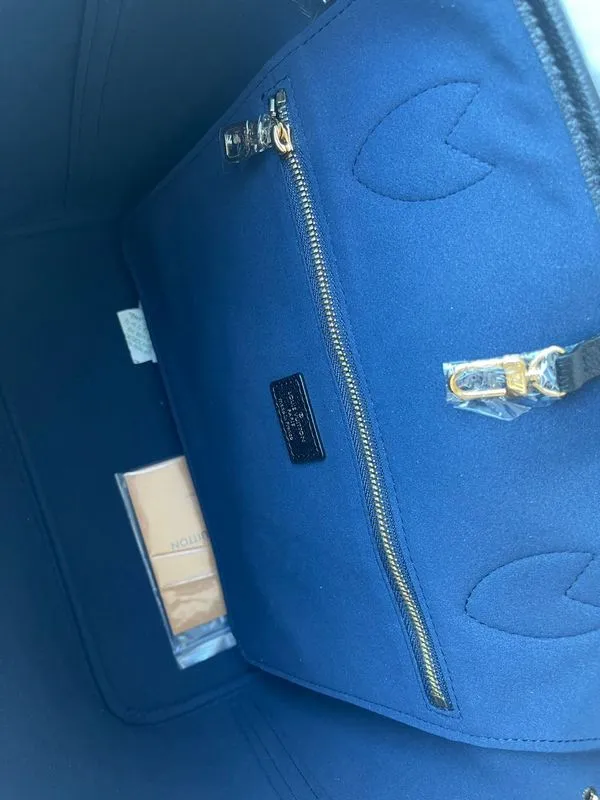LOV2 Bags - Fashion Bags  2534