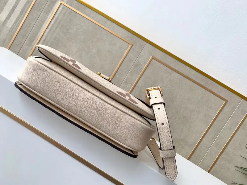 LOV2 Bags - Fashion Bags  2544
