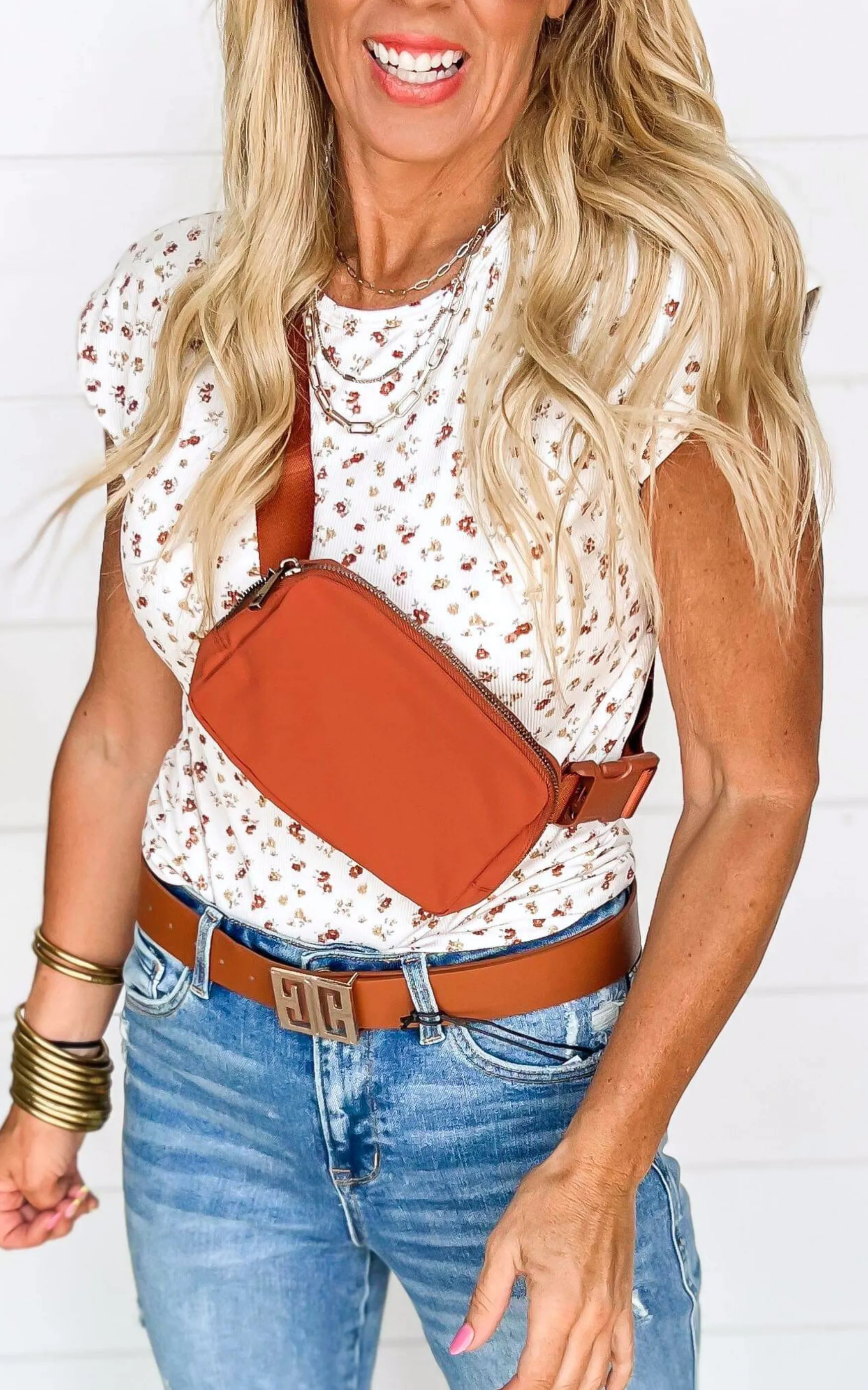 PINK FRIDAY DEAL: Sara's Everywhere Belt Bag - Cognac