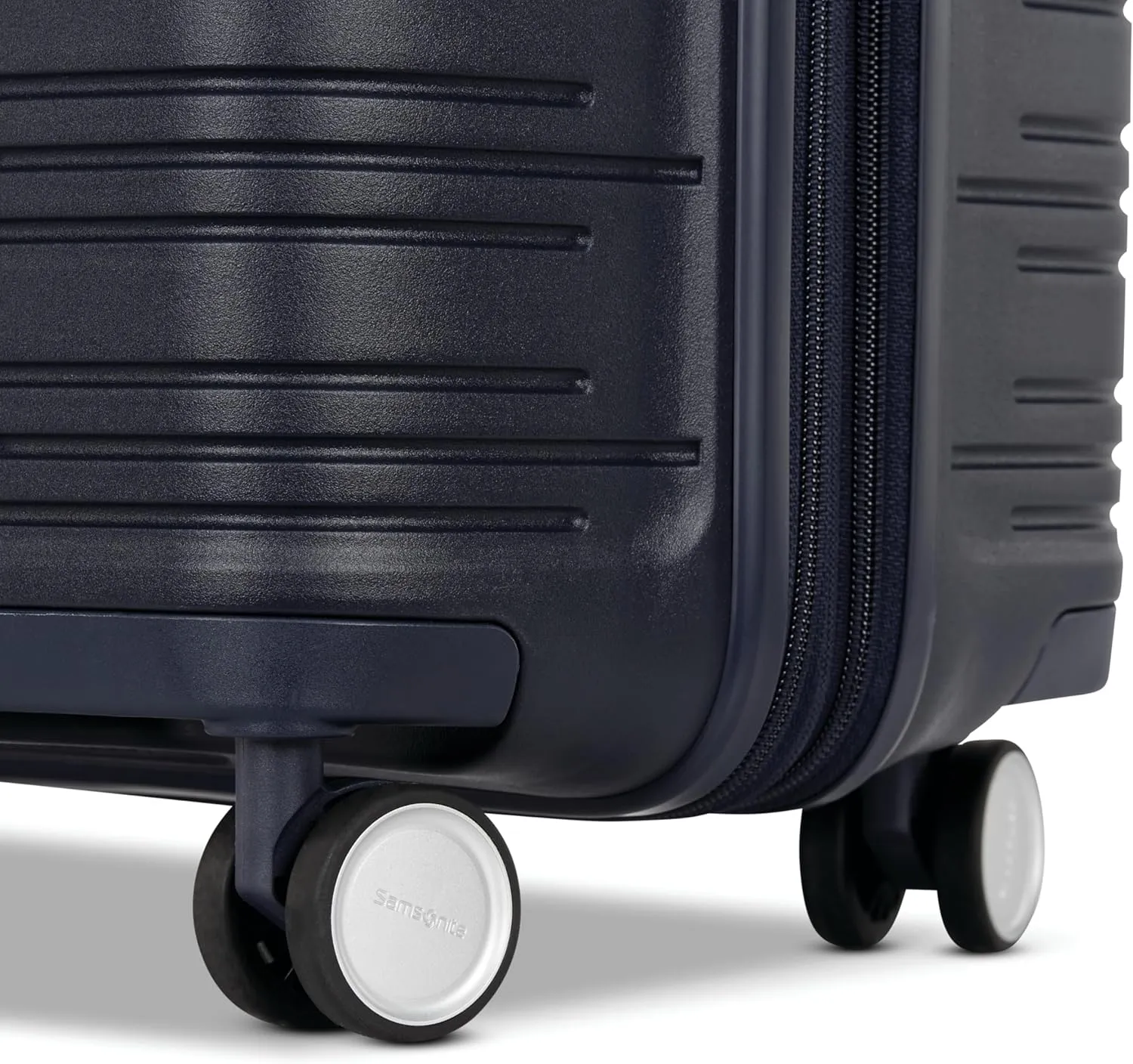 Samsonite Elevation Plus - Large Hardside Luggage - Scratch Resistant Polypropylene Shell, RightHeight™ Adjustable Handle, Integrated AirTag Holder, TSA Lock, WetPak™ Compartment - Midnight Blue