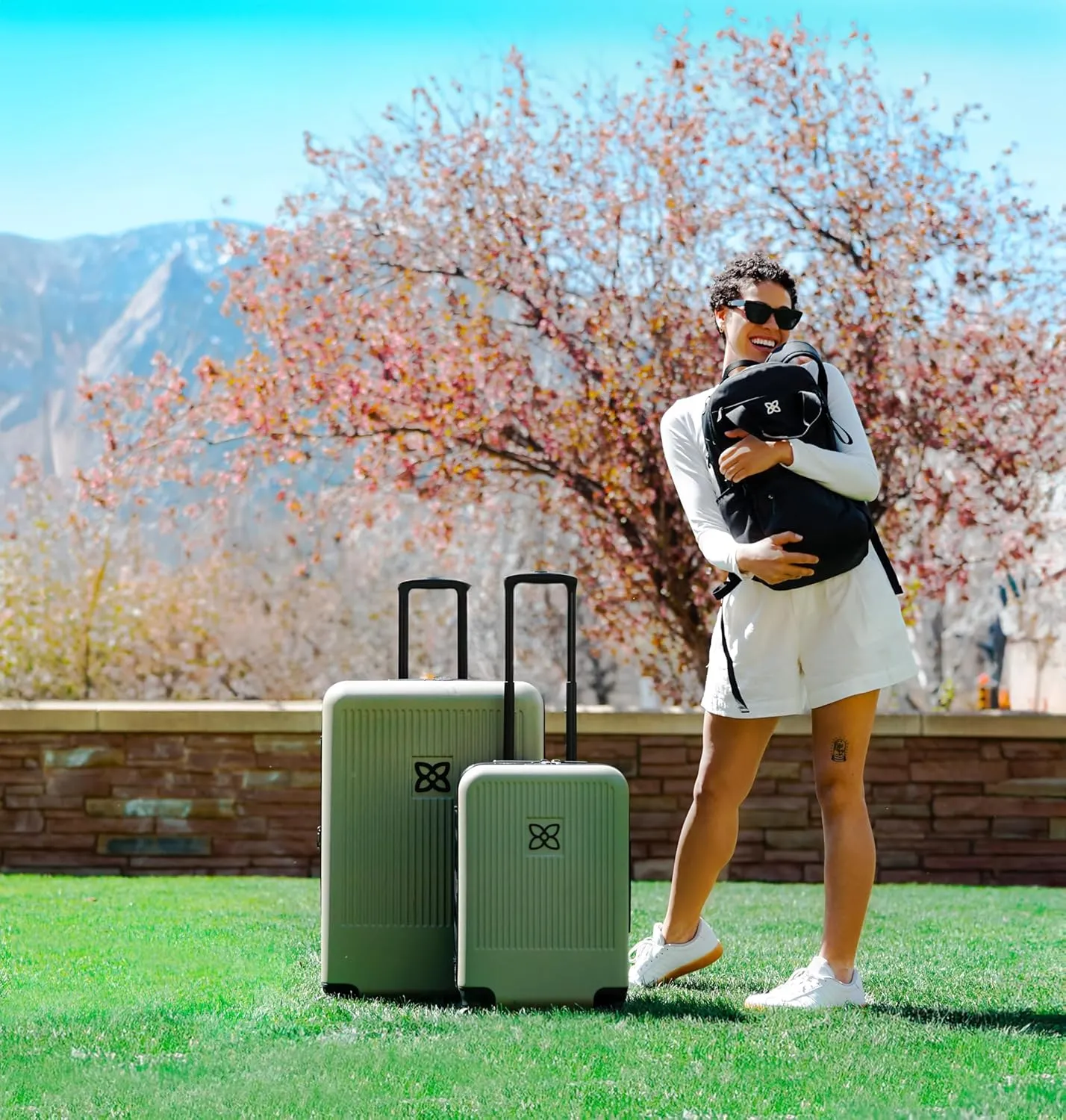 Sherpani Meridian Nesting Luggage Set, 2 Piece Rolling Luggage Set, Travel Durable Lightweight Luggage, Hardside Suitcase with Spinner Wheels, 22 Inch and 29 Inch (Sage)