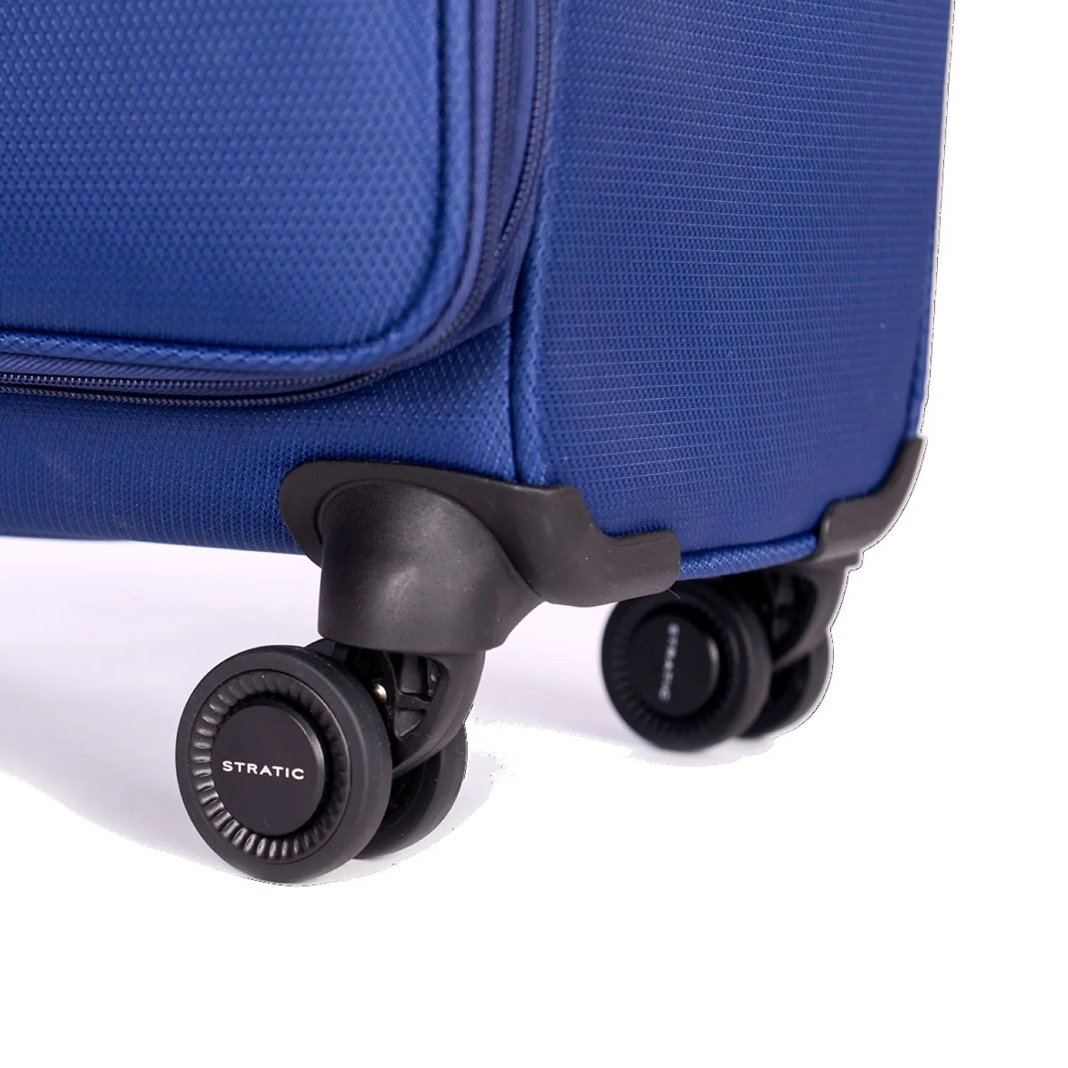 Stratic Light   Suitcase M With Front Access Opening