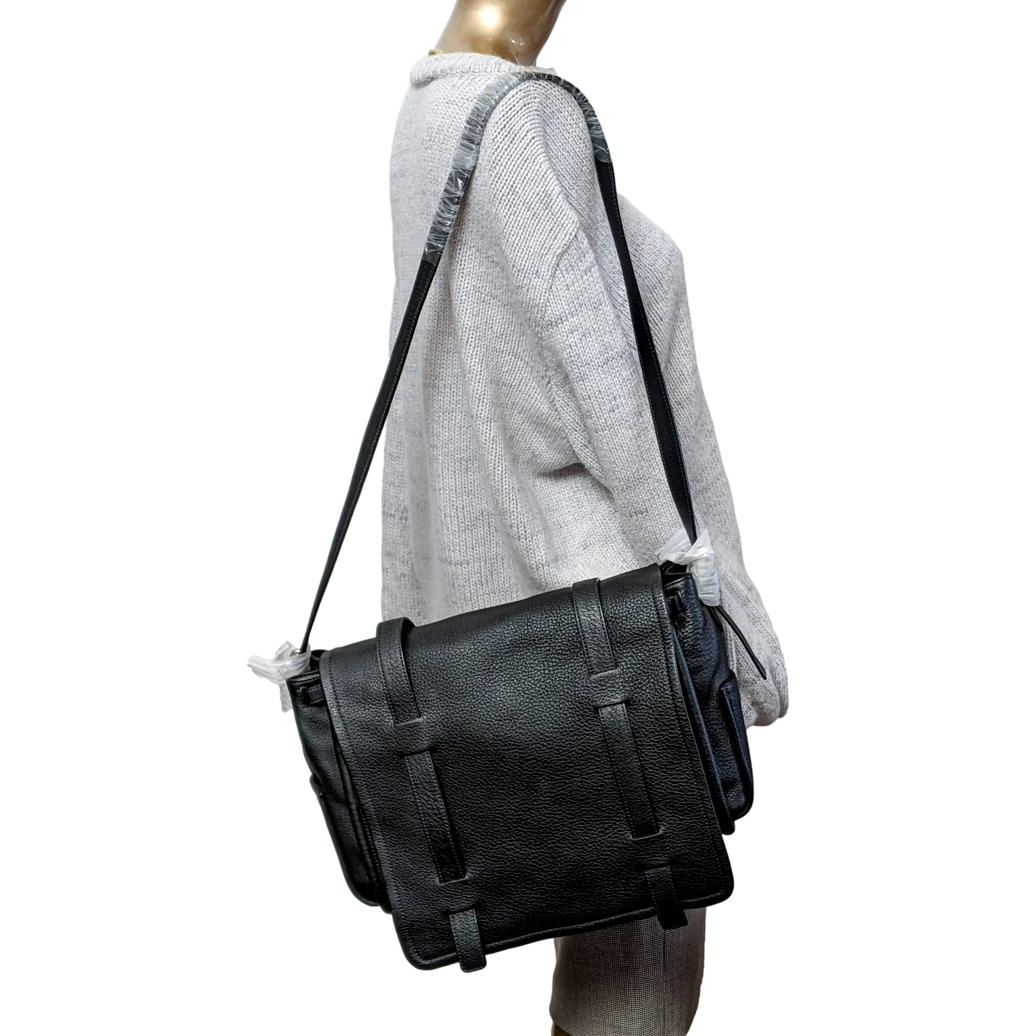 VAN ASTYN ZURICH Black Grained Calfskin & Barenia Courrier Messenger Bag GM 38 cm, New with Dustbag, Made in Switzerland!